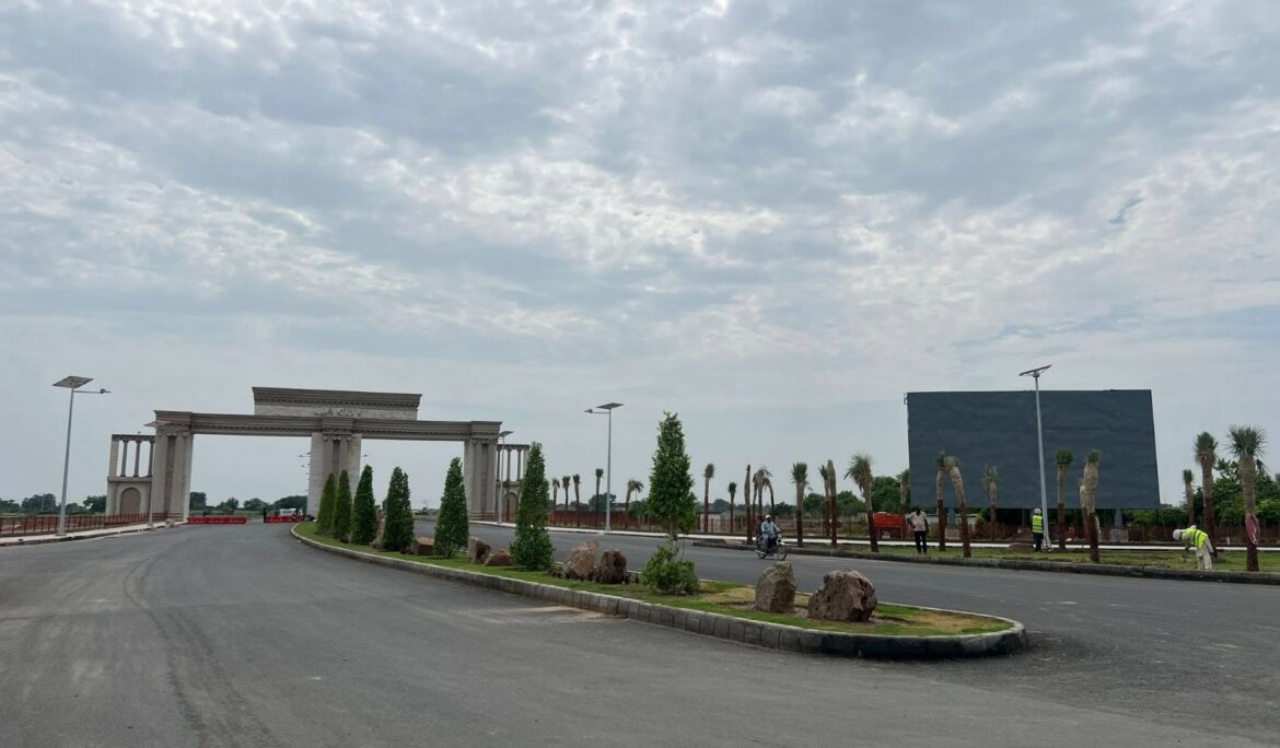 High-Demand Commercial Plots