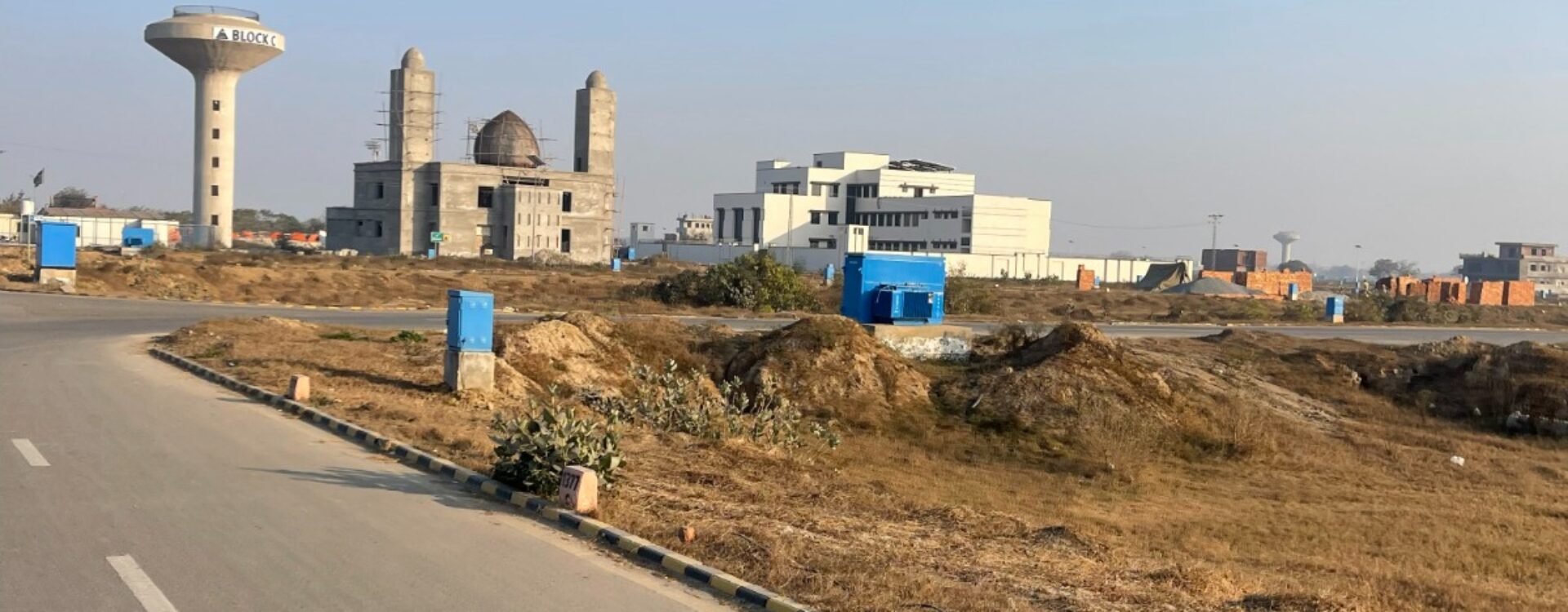 5 Marla Park-Facing Plot for Sale in L Block, LDA City Lahore