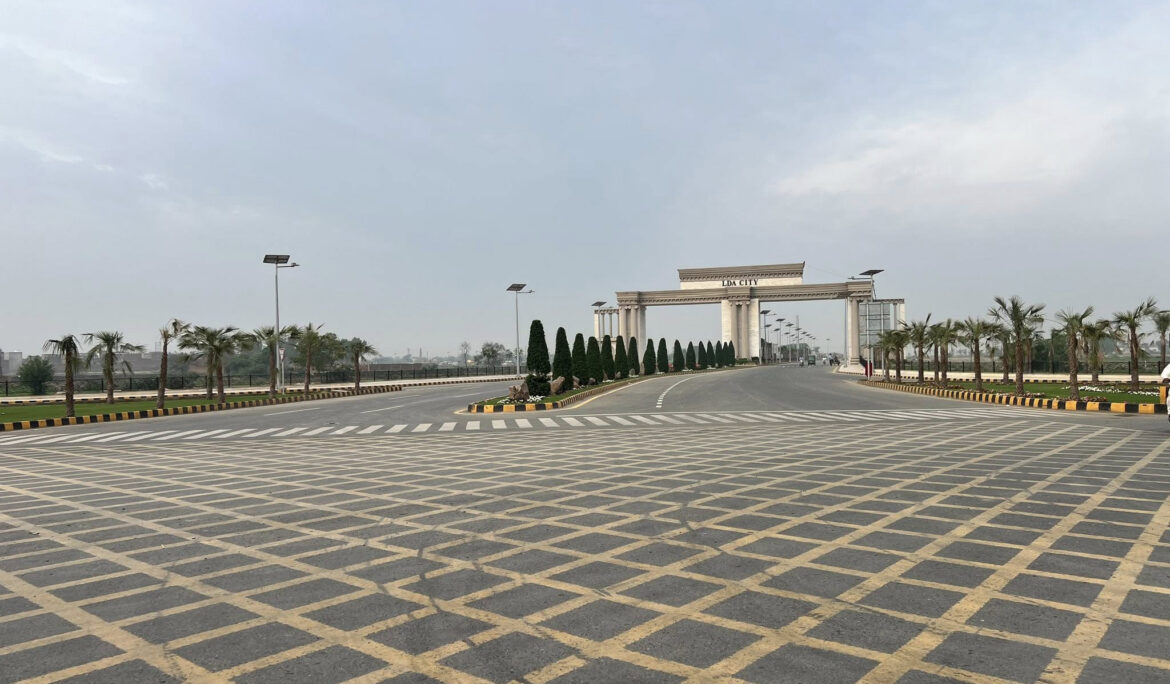 LDA City Lahore - Jinnah Group