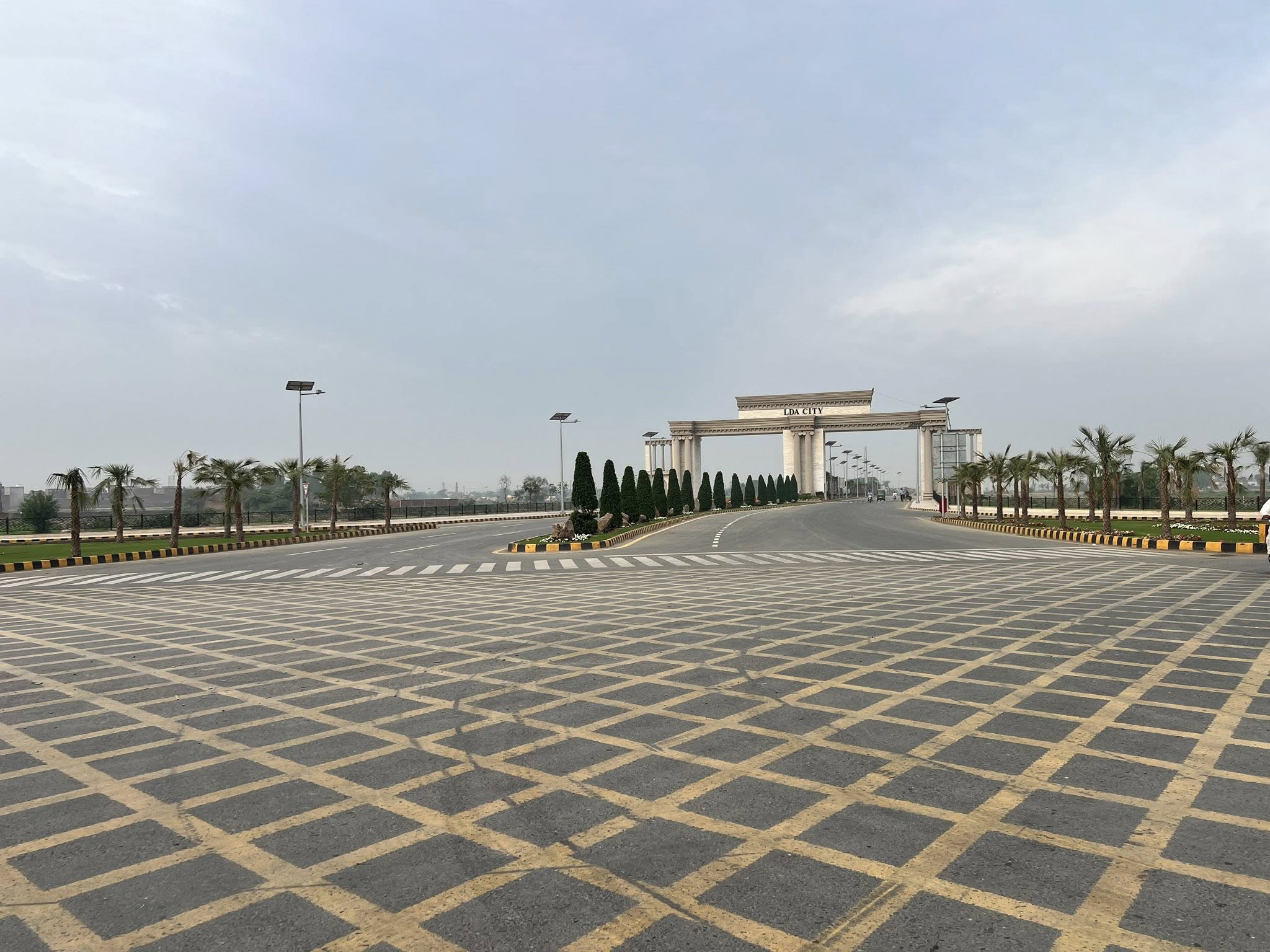 LDA City Lahore - Jinnah Group