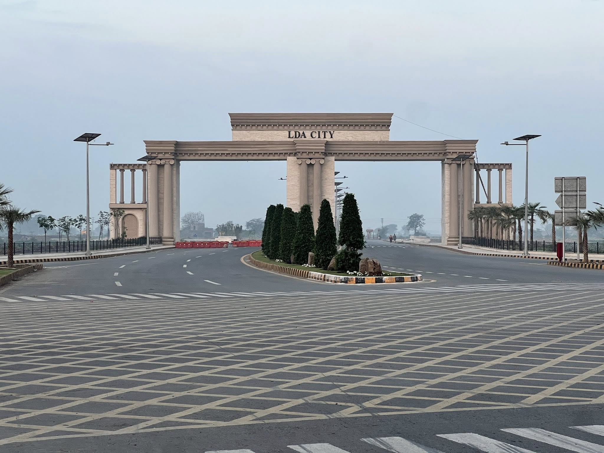 LDA City Lahore - Jinnah Group