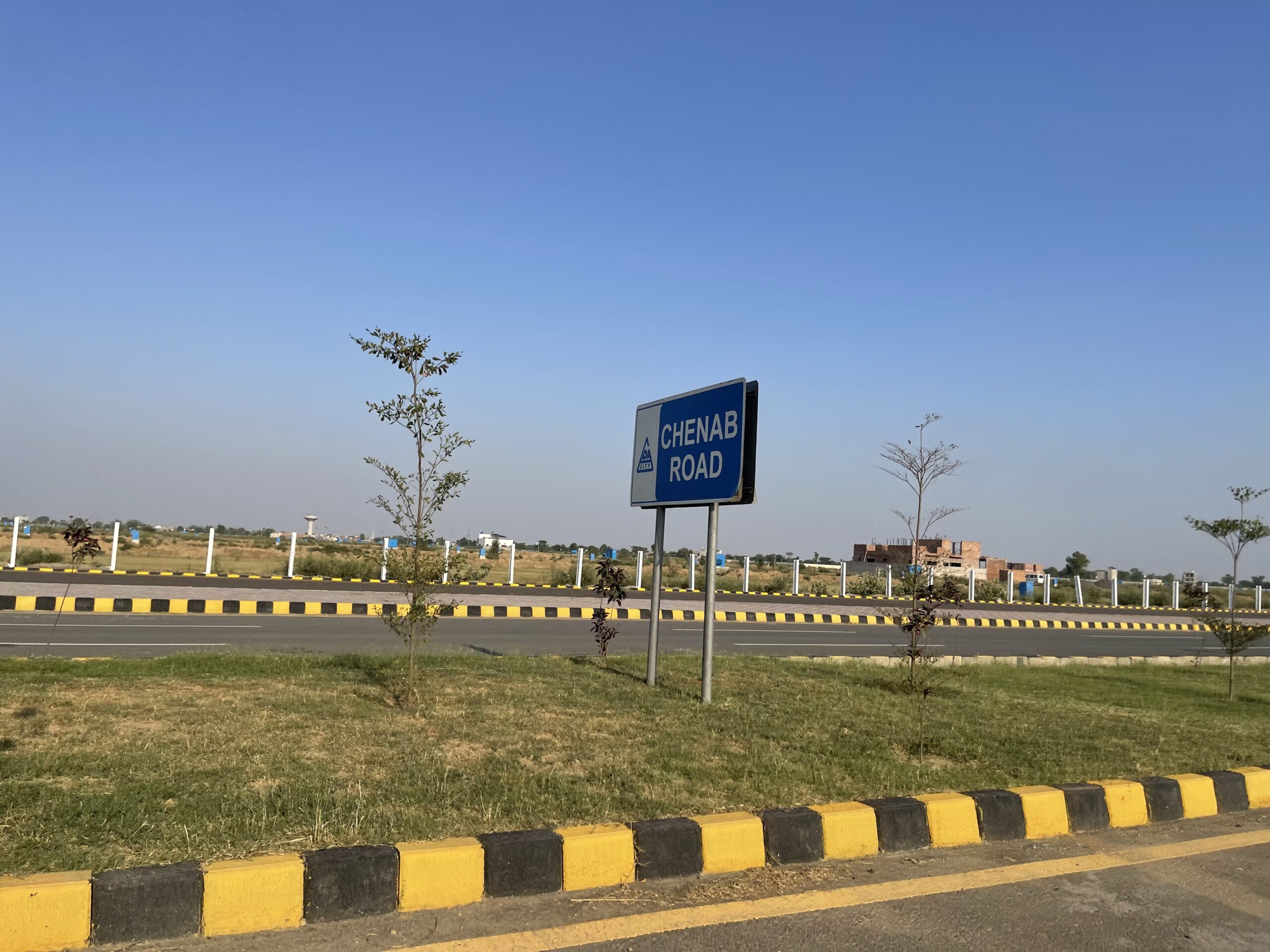 Prime Location 10 Marla Plot for Sale in L Block, LDA City Lahore