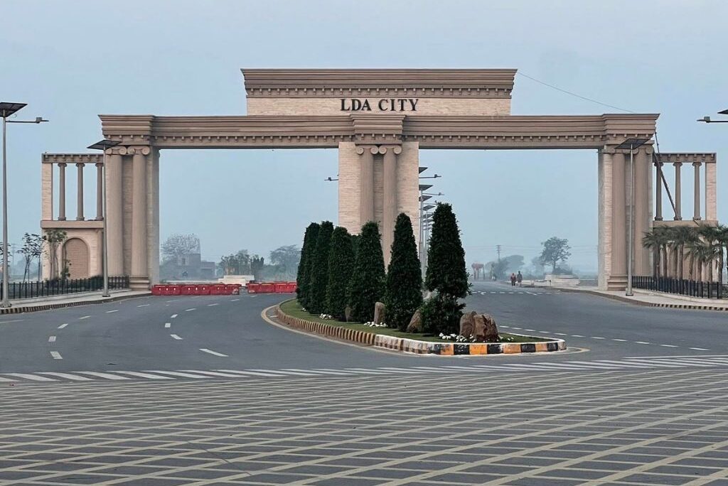 LDA City Lahore - Jinnah Group